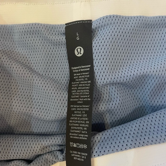 Lululemon Men’s large short Blue Mesh Lined Shorts - Picture 2 of 5